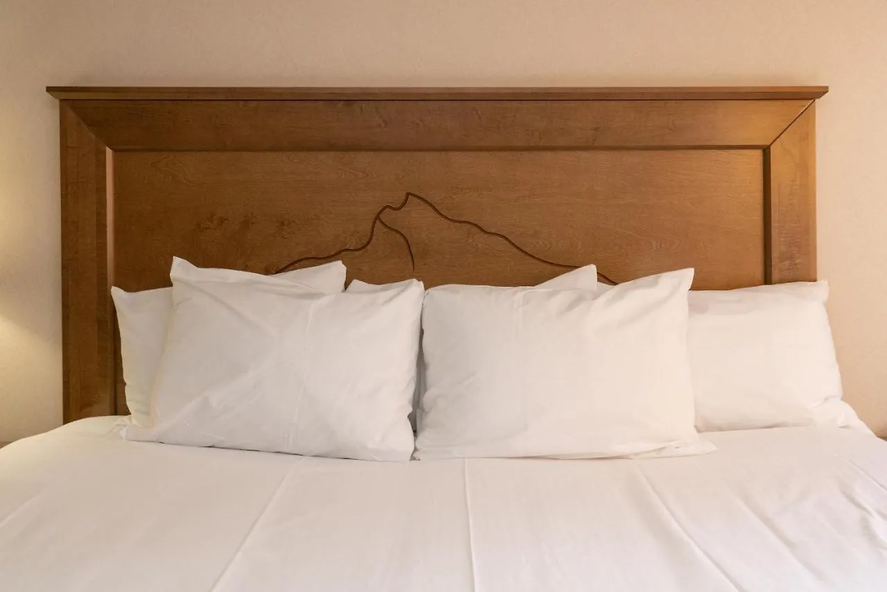 The Rundlestone Lodge Banff