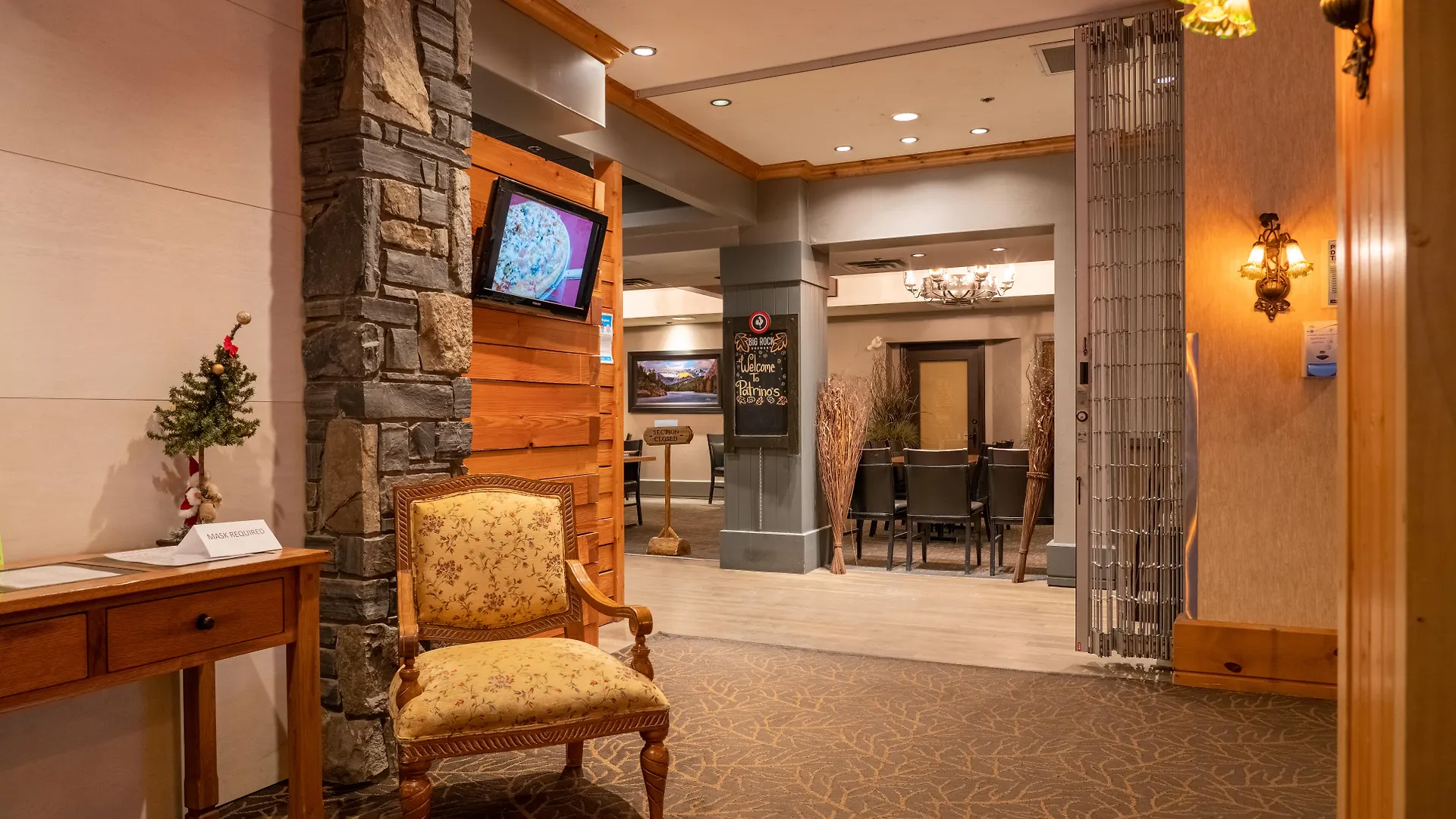 The Rundlestone Lodge Banff Hotel